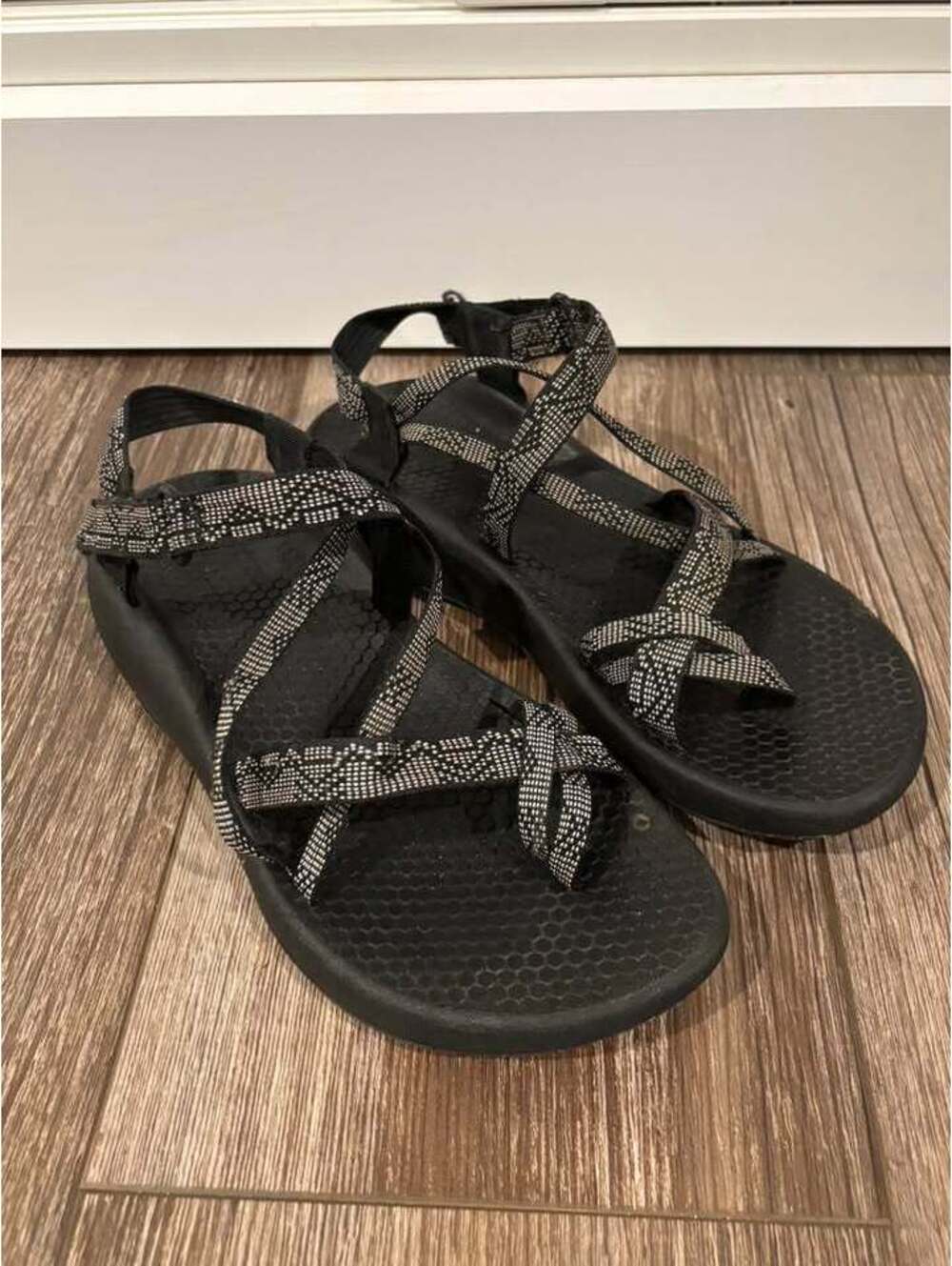 Athletic Works Women's Flat Strappy Sport Sandals size women’s 8